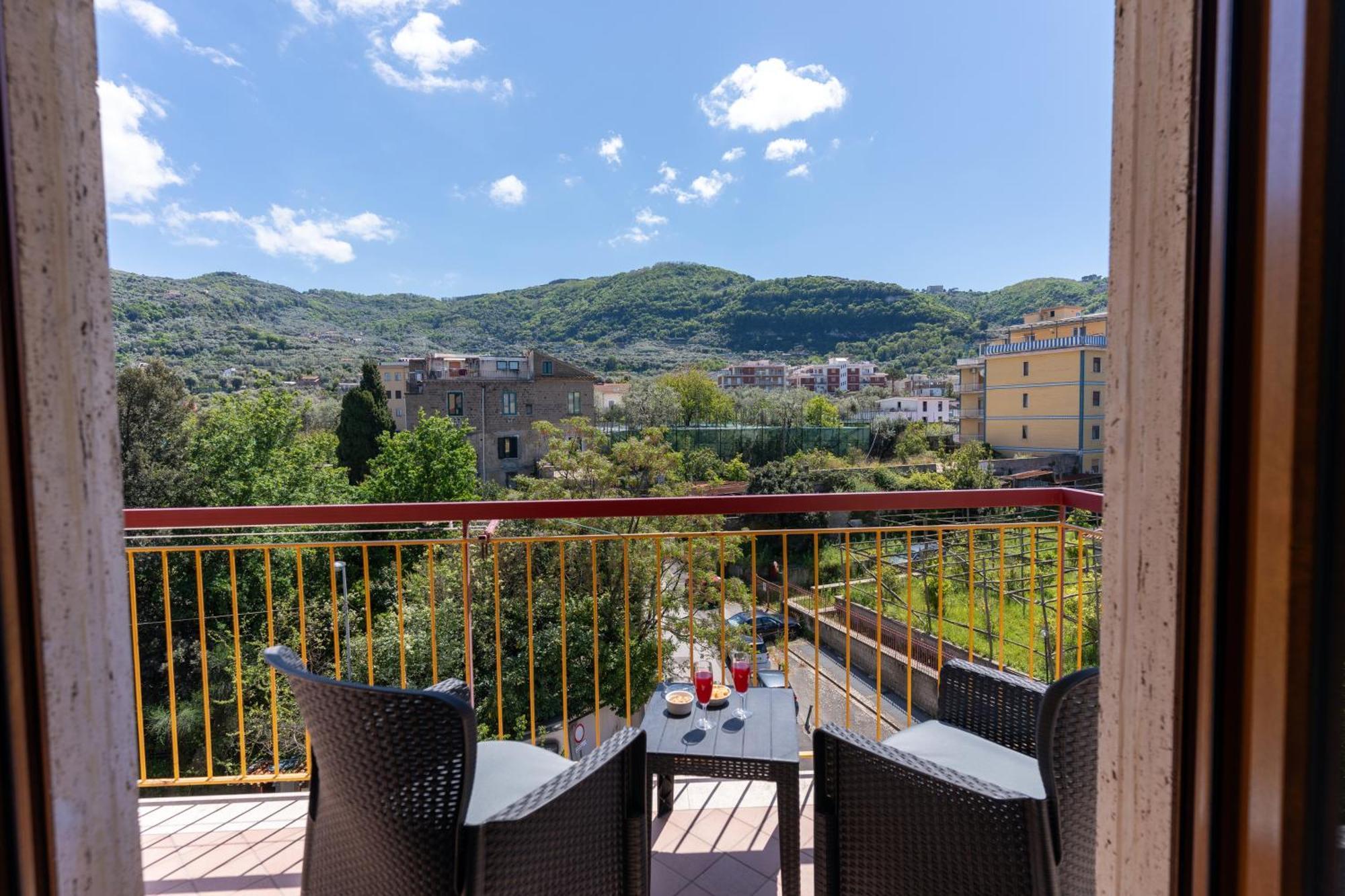 סורנטו Mifra Suites מראה חיצוני תמונה