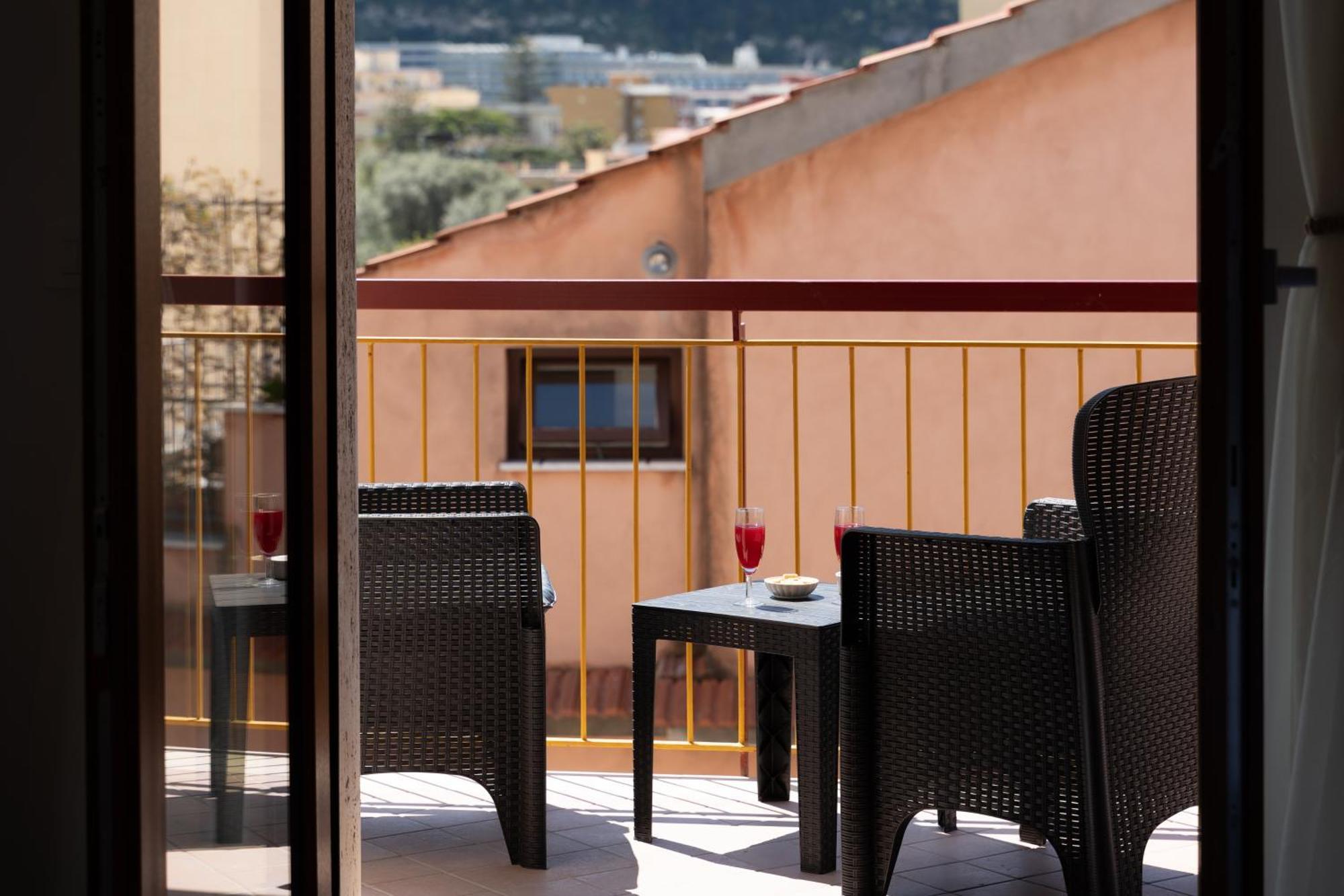 סורנטו Mifra Suites מראה חיצוני תמונה